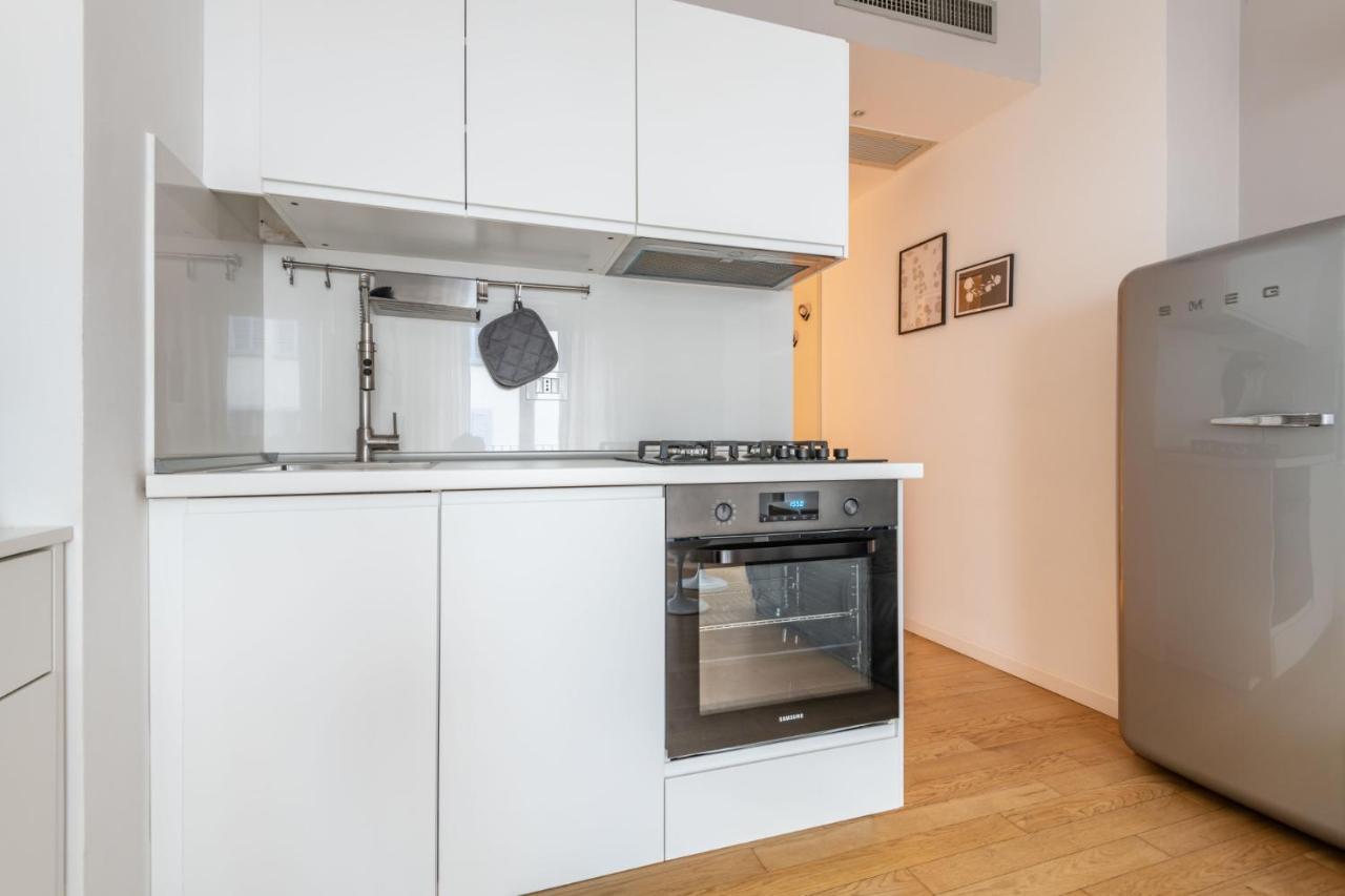 Easylife - Sofisticato Monolocale Con Terrazzino Nel Cuore Di Porta Venezia * Milano